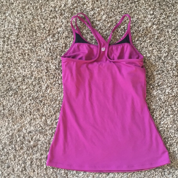 Fabletics athletic top - Picture 2 of 3